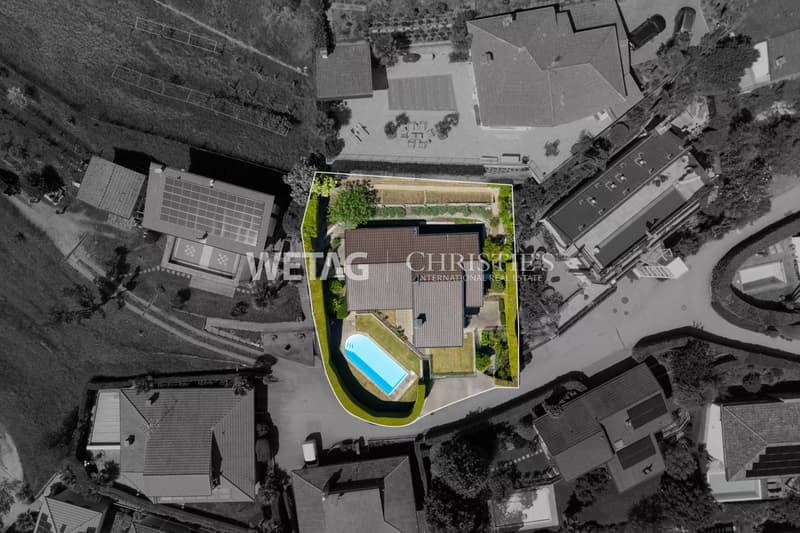 Lugano/Rovio: Villa with pool & magnificent, open view of Lake Lugano for sale, ideal also as a second home (13)