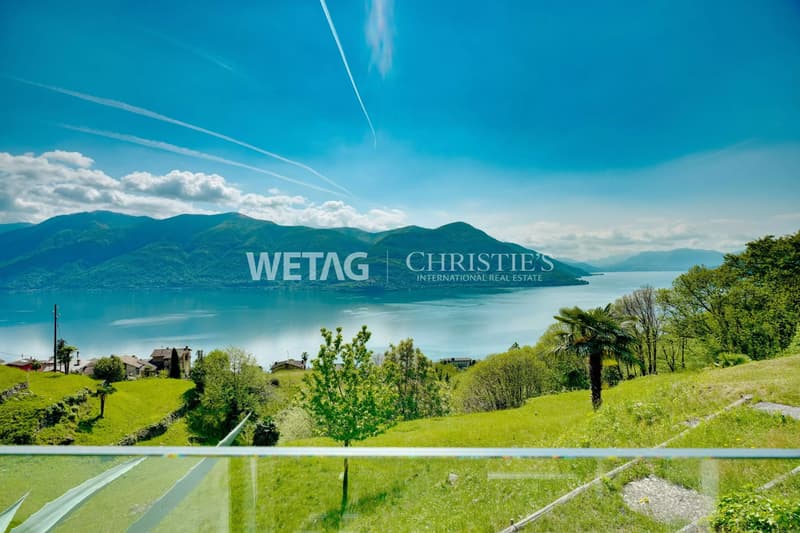 Brissago: Zu verkaufen grosszügige Villa mit herrlichem Seeblick, viel Natur & absoluter Ruhe, ideal auch als Ferienresidenz (2)