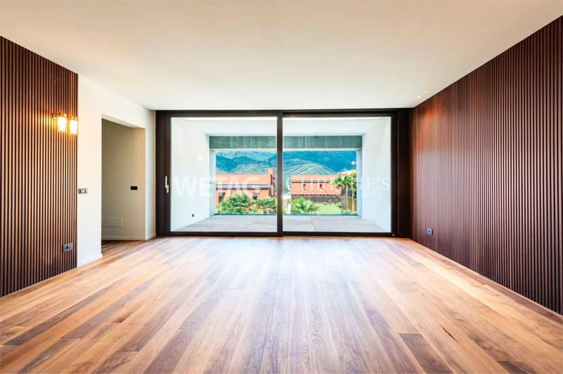 Zu verkaufen: Moderne 3.5-Zimmer-Wohnung in Lugano-Comano, kürzlich renoviert, ideal als Erst- oder Zweitwohnsitz (7)