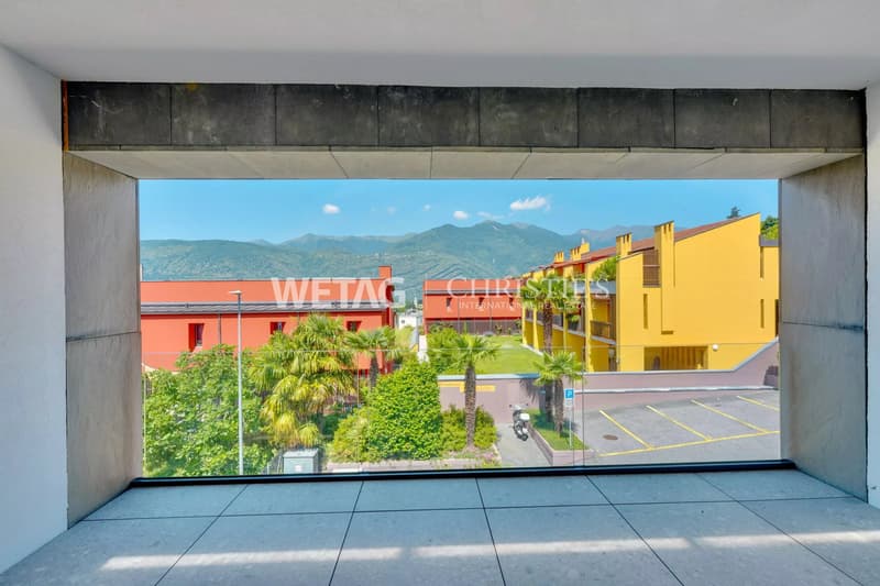 Zu verkaufen: Moderne 3.5-Zimmer-Wohnung in Lugano-Comano, kürzlich renoviert, ideal als Erst- oder Zweitwohnsitz (2)