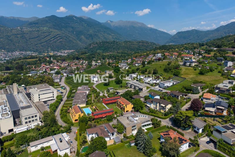 Grosszügige, vollständig renovierte 4.5-Zimmer-Wohnung in Lugano-Comano zu verkaufen, ideal als Erst- oder Zweitwohnsitz (11)