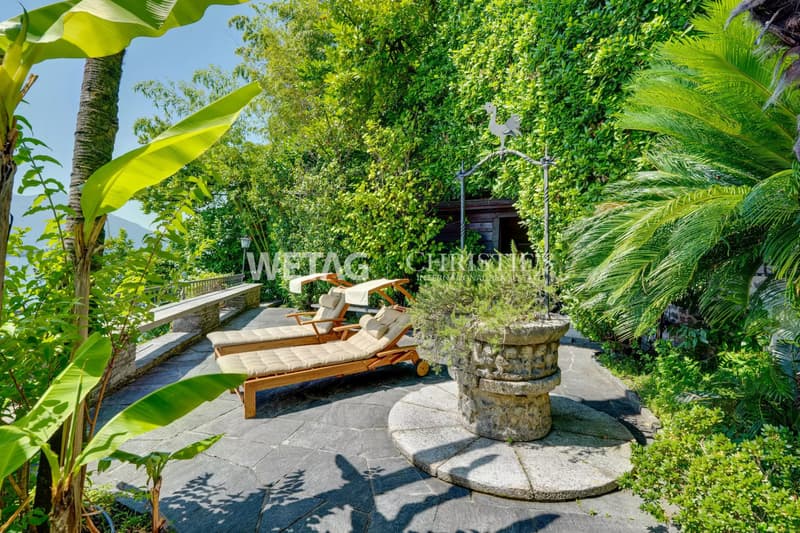 Porto Ronco: Exclusive villa in Mediterranean style directly on the lake with boat moorings, ideal also as a holiday residence for sale (5)