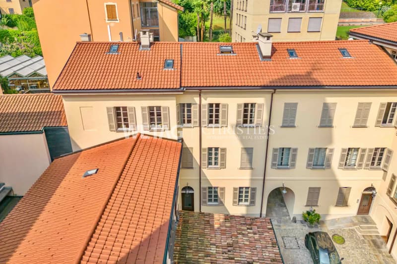 Elegante Duplex-Penthousewohnung im historischen Zentrum von Lugano zu verkaufen (2)
