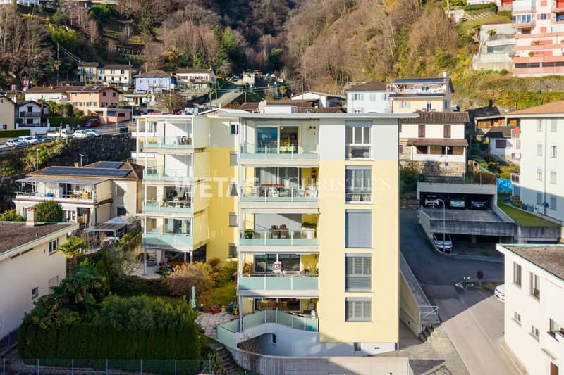 Moderne Attikawohnung mit grosszügigen Terrassen & Blick auf den Lago Maggiore in Brissago zu verkaufen (11)