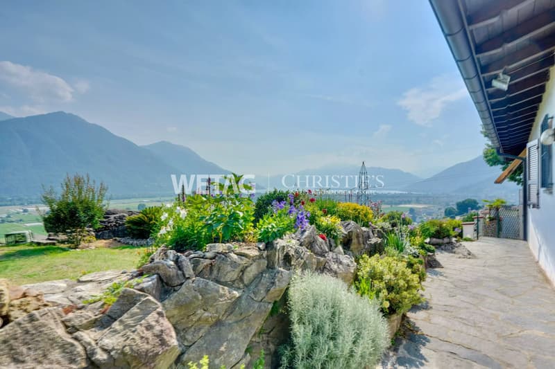 Riazzino?Lavertezzo: Mediterranean Villa with large garden & outdoor pool for sale (3)