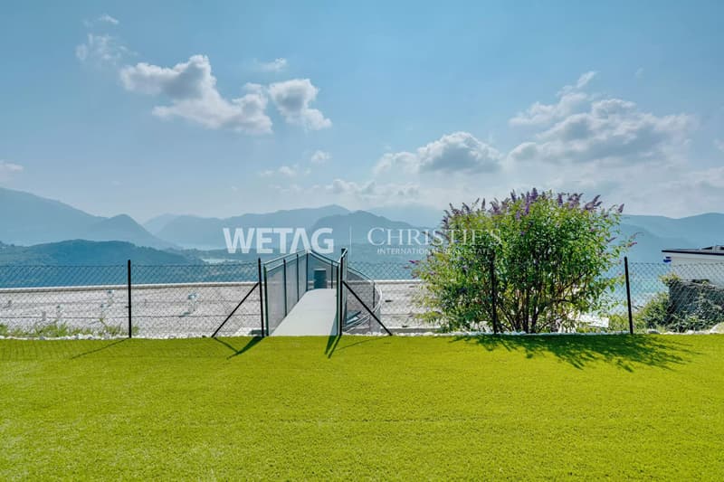 In vendita a Lugano-Vernate: Appartamento mansardato moderno con vista spettacolare sul Lago di Lugano & giardino privato (13)