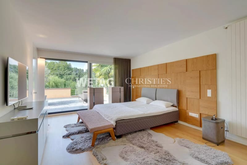 Exklusive & moderne Luxusvilla mit Aussenpool in privilegierter Lage zum Verkauf in Ascona (9)