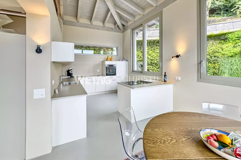 Ronco sopra Ascona: Moderne Zweifamilienvilla mit zwei Wohnungen & herrlichem Seeblick zu verkaufen (8)
