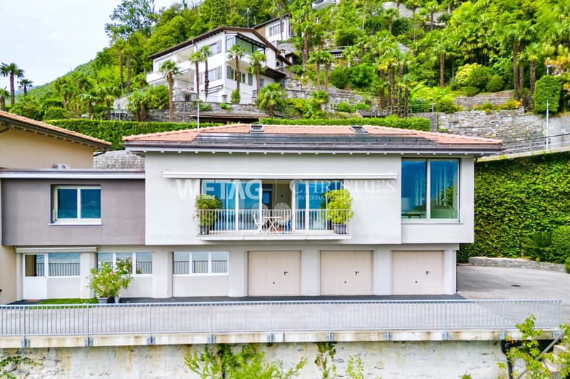 Ronco sopra Ascona: Moderne Zweifamilienvilla mit zwei Wohnungen & herrlichem Seeblick zu verkaufen (13)