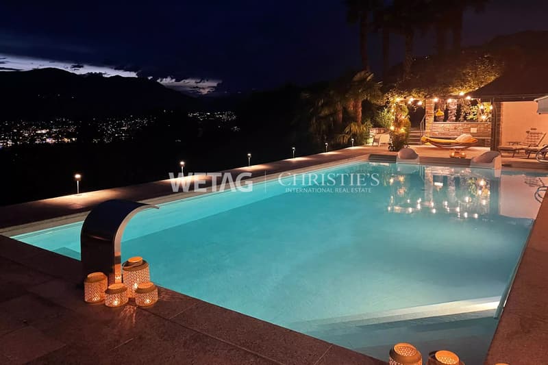 Elegante mediterrane Villa mit Swimmingpool, Poolhaus & spektakulärer Seesicht zum Verkauf in Lugano-Pugerna (12)