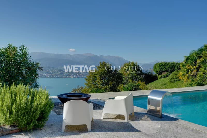 Elegante mediterrane Villa mit Swimmingpool, Poolhaus & spektakulärer Seesicht zum Verkauf in Lugano-Pugerna (1)