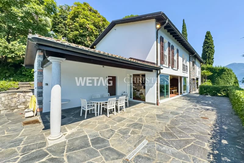 Mediterranes Flair am Luganersee: Elegante Villa mit Pool & Seeblick zu verkaufen, auch als Zweitwohnsitz möglich (12)