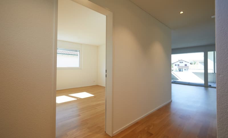 Gemütliche 2.5-Zimmer-Wohnung mit Balkon in Boningen (2)