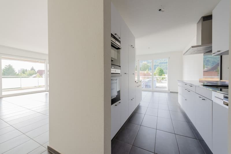 Helle 4.5-Zimmer-Wohnung mit Balkon in Rothrist (3)