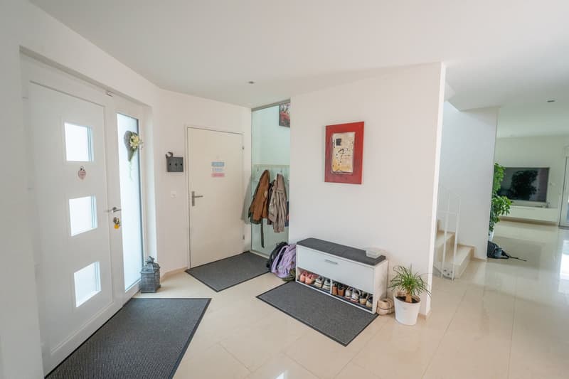 Living with comfort, privacy, and space for the whole family (2)