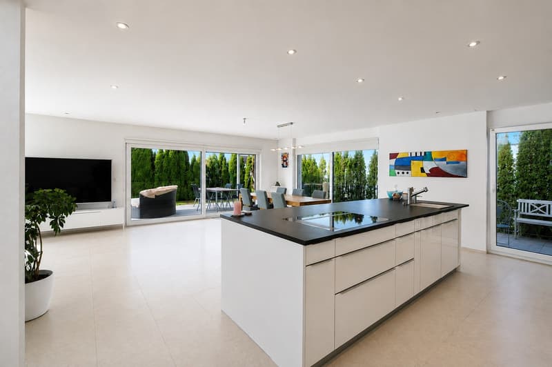 Ein Zuhause mit Stil und Grosszügigkeit – modernes 7.5-Zimmer-Einfamilienhaus (2)