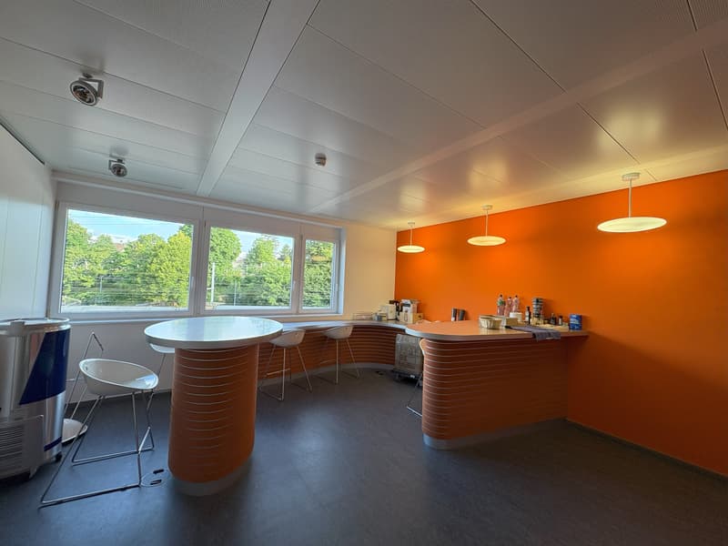 Kitchenette.jpg