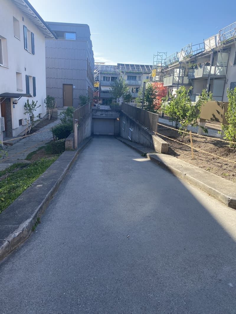 Stationnement sécurisé au cœur de Zurich (2)