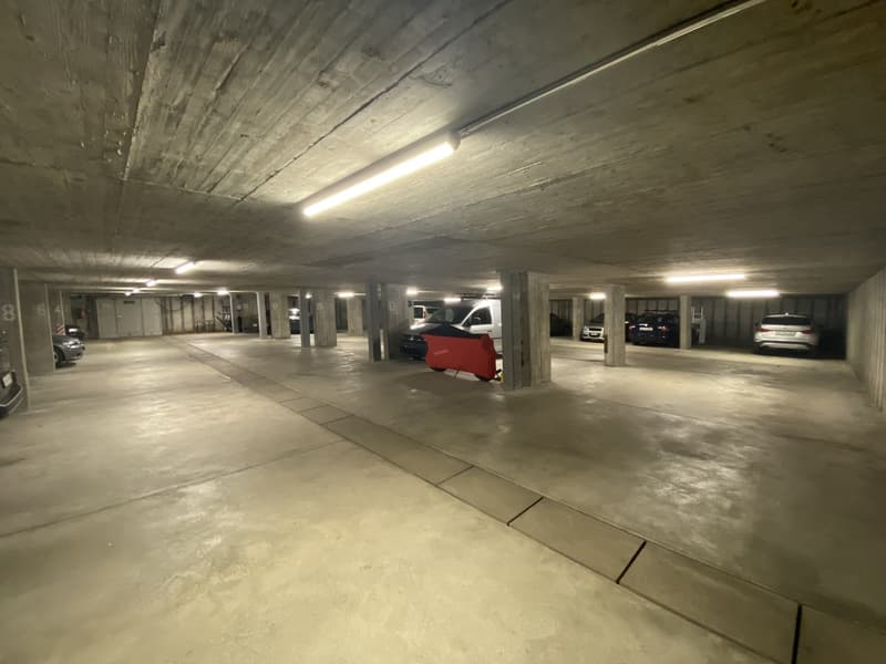Stationnement sécurisé au cœur de Zurich (4)