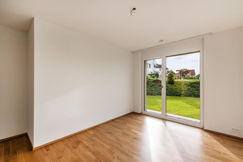 Moderne 2.5-Zimmerwohnung im Erdgeschoss in ruhiger Wohnlage (5)