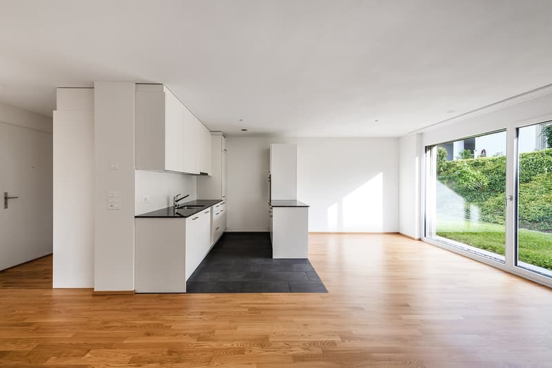 Moderne 2.5-Zimmerwohnung im Erdgeschoss in ruhiger Wohnlage (3)
