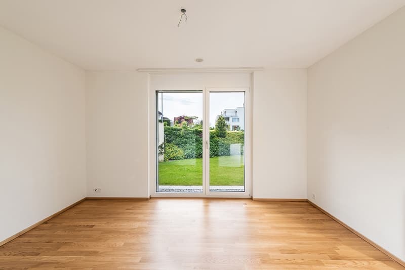 Moderne 4.5-Zimmerwohnung im 1. Obergeschoss, ruhige Lage (6)
