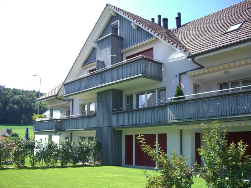 Appartamento moderno 4.5 locali con ampio balcone e stufa a camino (6)