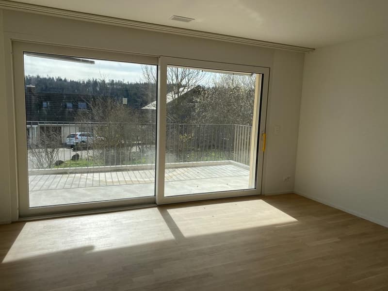 Moderne und helle Wohnung im Eigentumsstandard (7)