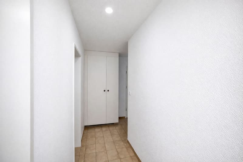 Appartamento luminoso di 4,5 locali con balcone in zona familiare (4)