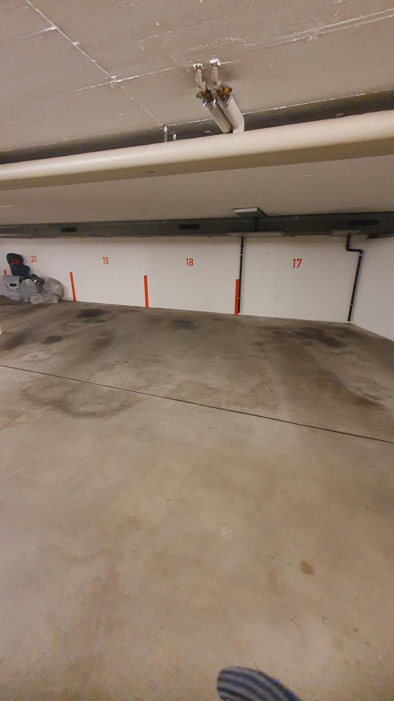 Einstellhallenplatz nähe Hörnli (5)