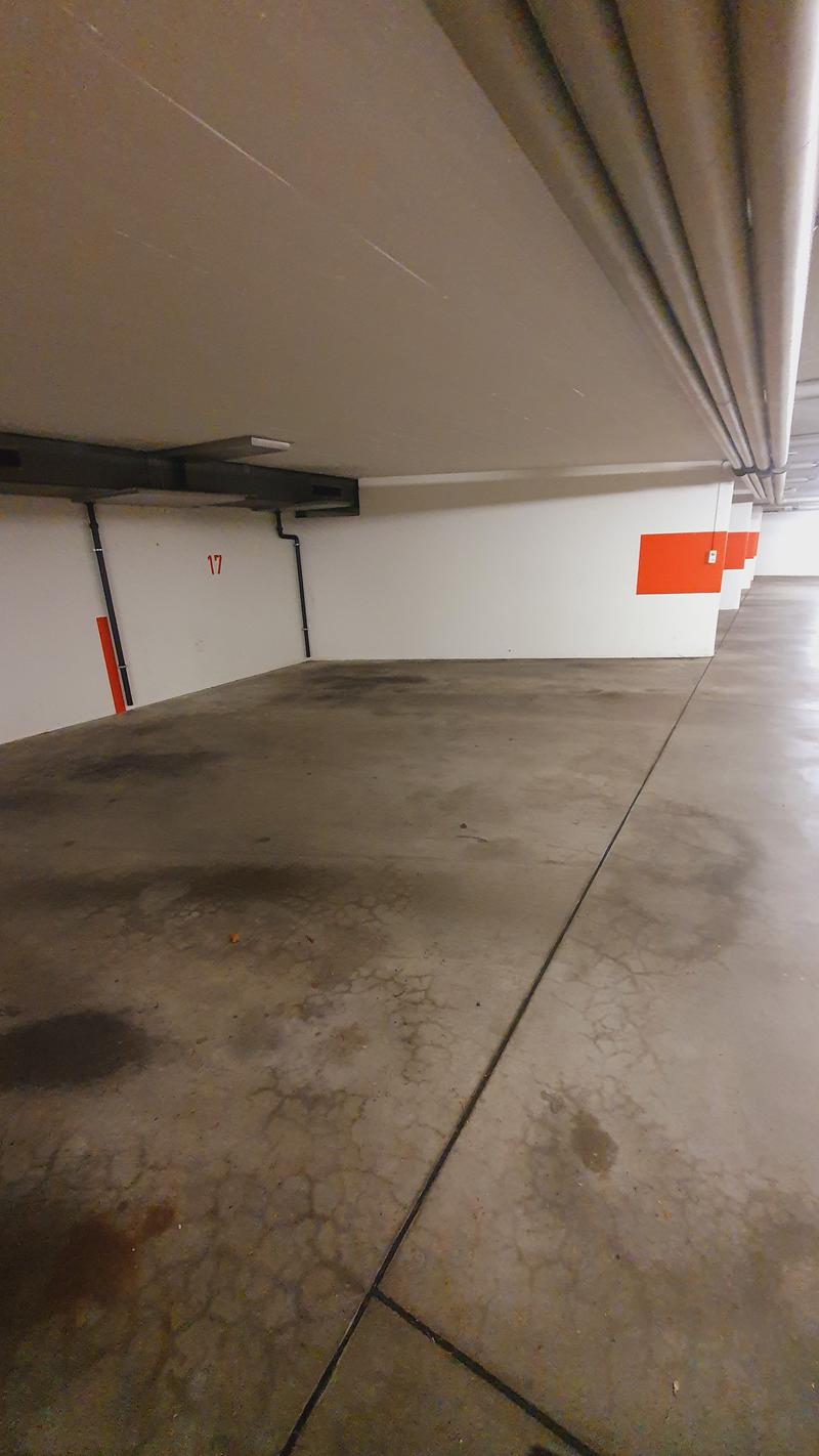 Einstellhallenplatz nähe Hörnli (4)