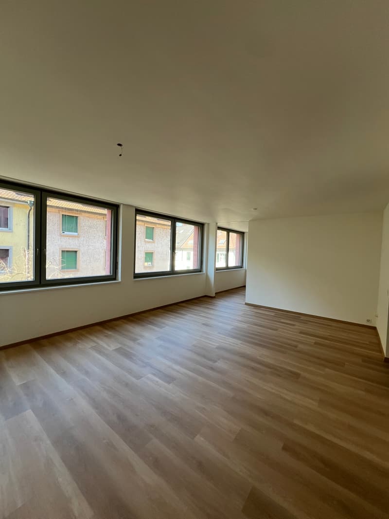 Bright 2-room apartment in central location (2)