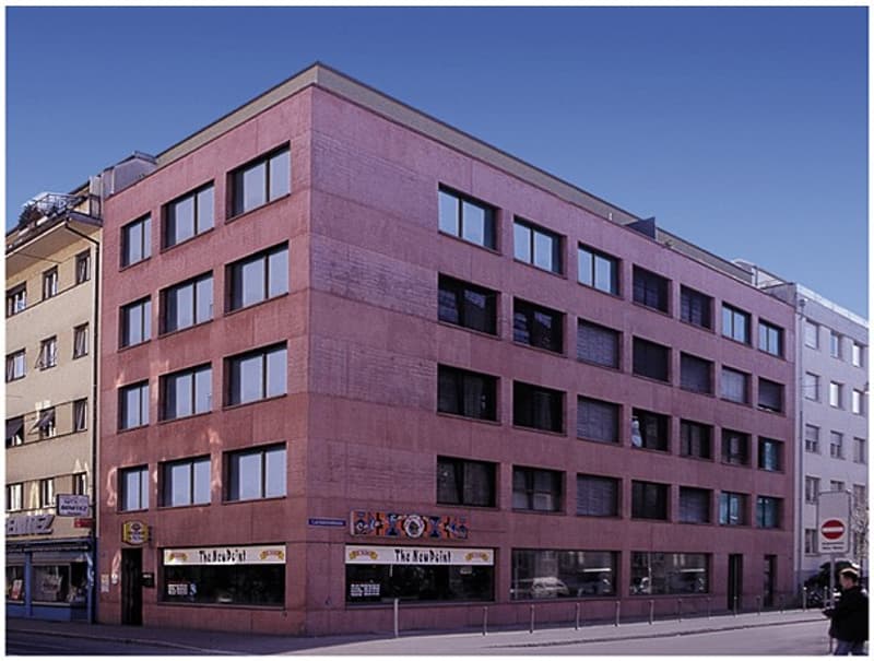 Bright 2-room apartment in central location (1)
