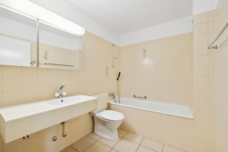 Helle 2.5-Zimmerwohnung mit Balkon im beliebten Zollweiden-Quartier (6)