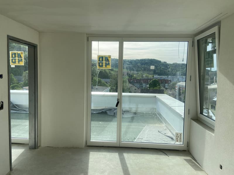 Modern city house with a view and rooftop terrace (10)