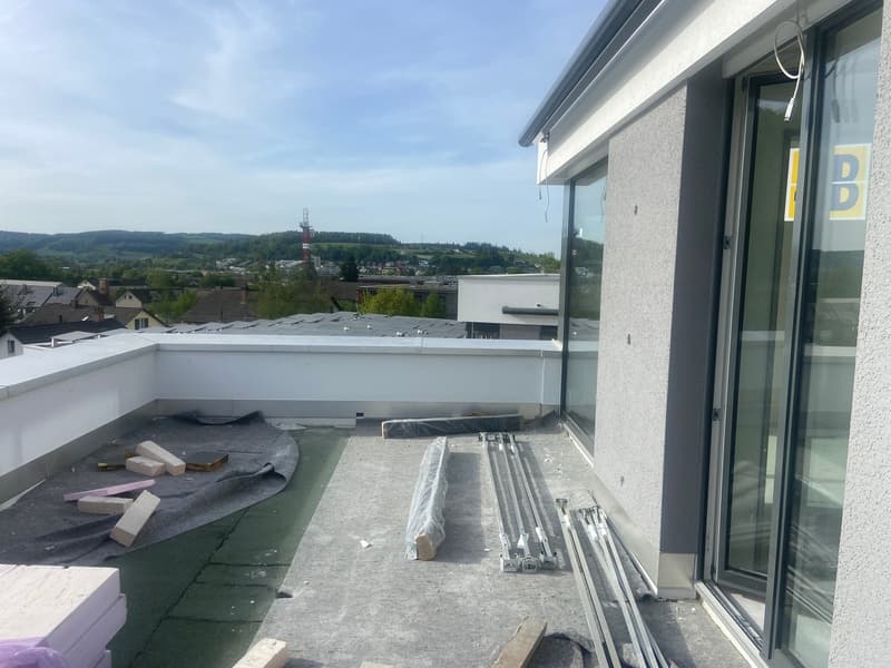 Modern city house with a view and roof terrace (9)