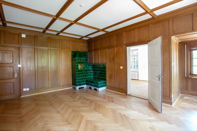 Erstvermietung: Repräsentative 4 ½-Zimmerwohnung mit eigenem Garten in historischer Zürichbergvilla (5)