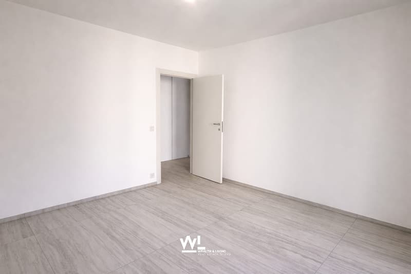Appartement 2.5 pièces, fraîchement rénové, situé au centre de Losone (7)