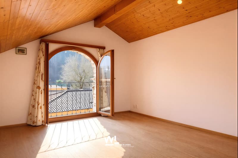 5-Zimmer-Reihenhaus mit Tessiner- Charme an ruhiger Lage in Losone (11)