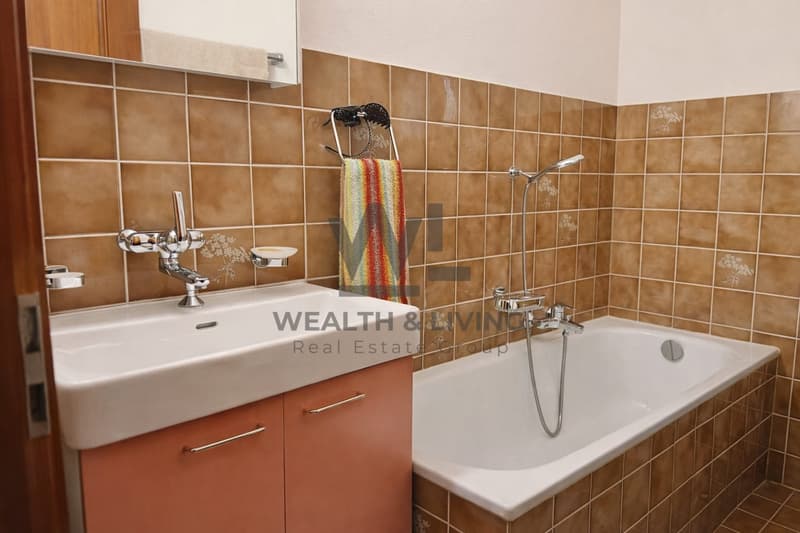 Chalet con terreno edificabile di 1387 m² e garage (12)