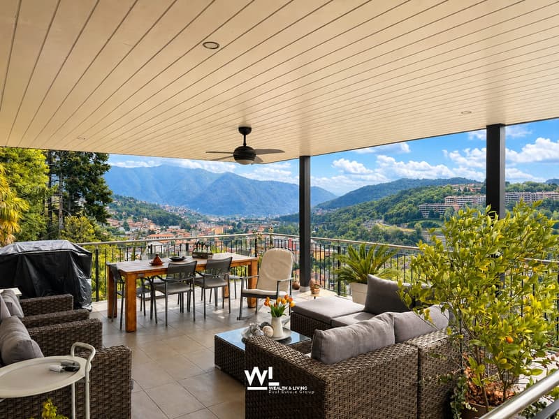 Spacious 5.5-room single-family house with a far-reaching view, terraces, and garden for sale in Vacallo (11)