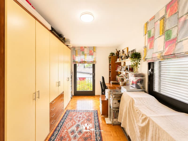 Spacious 5.5-room single-family house with a far-reaching view, terraces, and garden for sale in Vacallo (9)