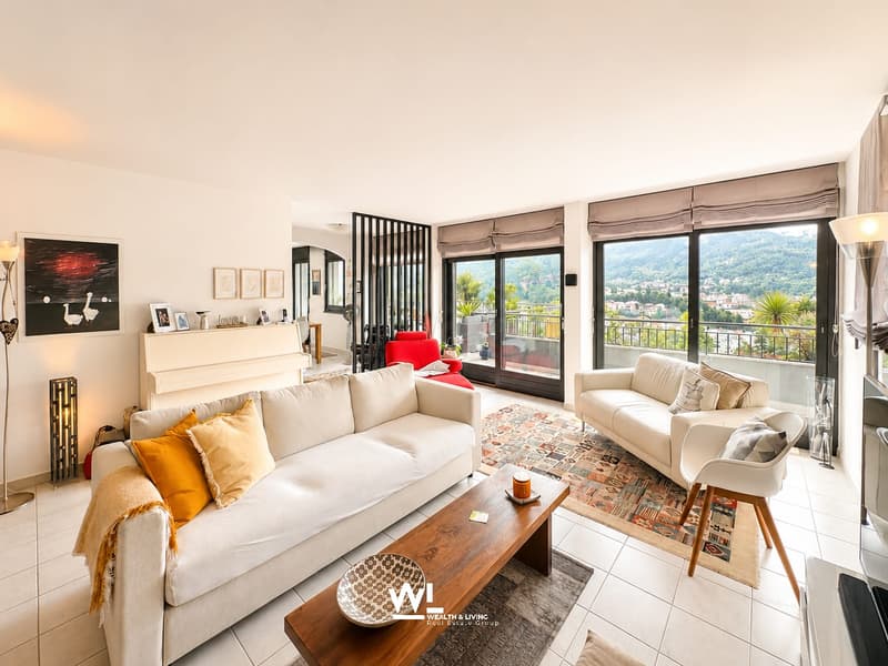 Spacious 5.5-room single-family house with a far-reaching view, terraces, and garden for sale in Vacallo (5)