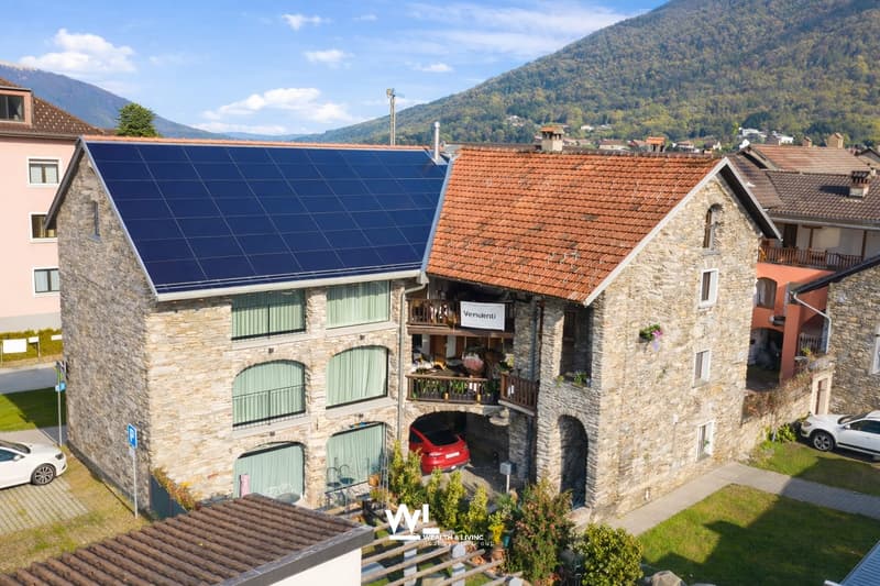 5-Zimmer-Reihenhaus mit Tessiner- Charme an ruhiger Lage in Losone (2)