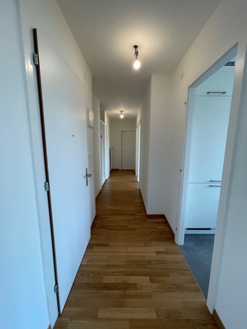 Hall.jpg