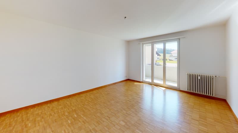 UtoNova-AG-Immobilien-Management-17A-Bahnhofstrasse-8259-Etzwilen-(3)-min