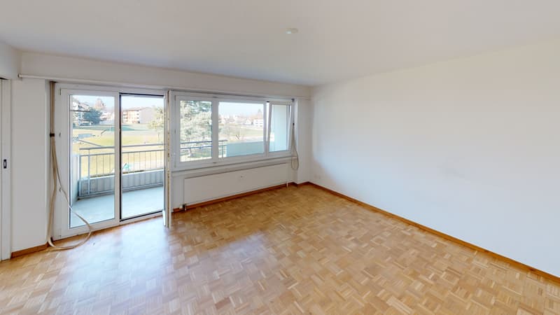 1-OG-Rechts-Posstrasse-41-35-Longo-Unfurnished