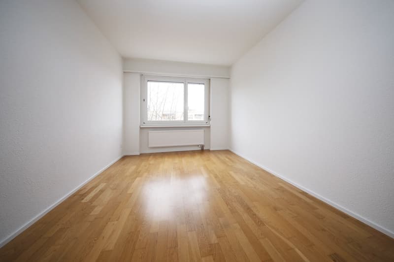 Spacious 5 1/2-room apartment on the 3rd floor with 2 balconies in a quiet location (5)