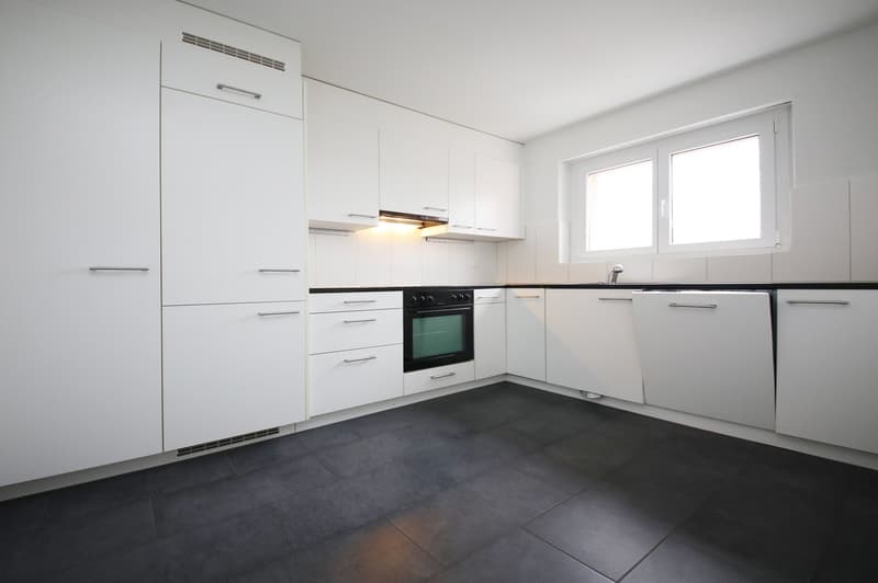 Spacious 5 1/2-room apartment on the 3rd floor with 2 balconies in a quiet location (9)
