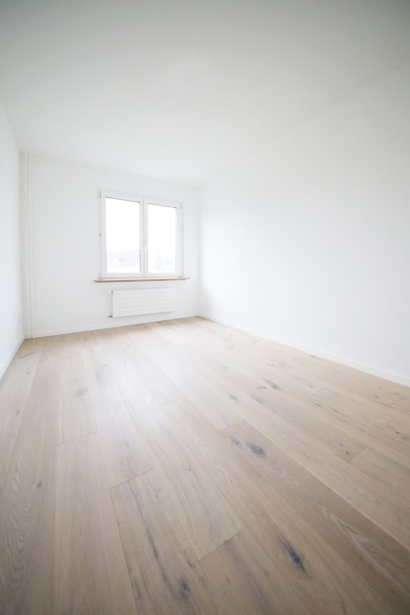 Modern, renovated 3.5-room apartment with balcony in a quiet location (7)